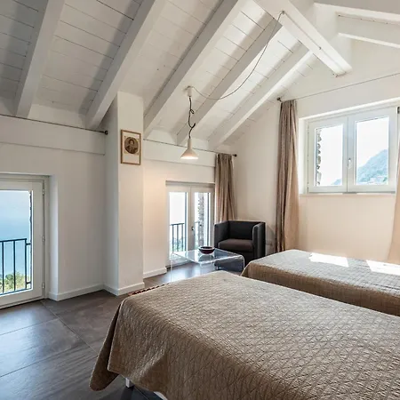 בית נופש Lifestyle Rezzonico